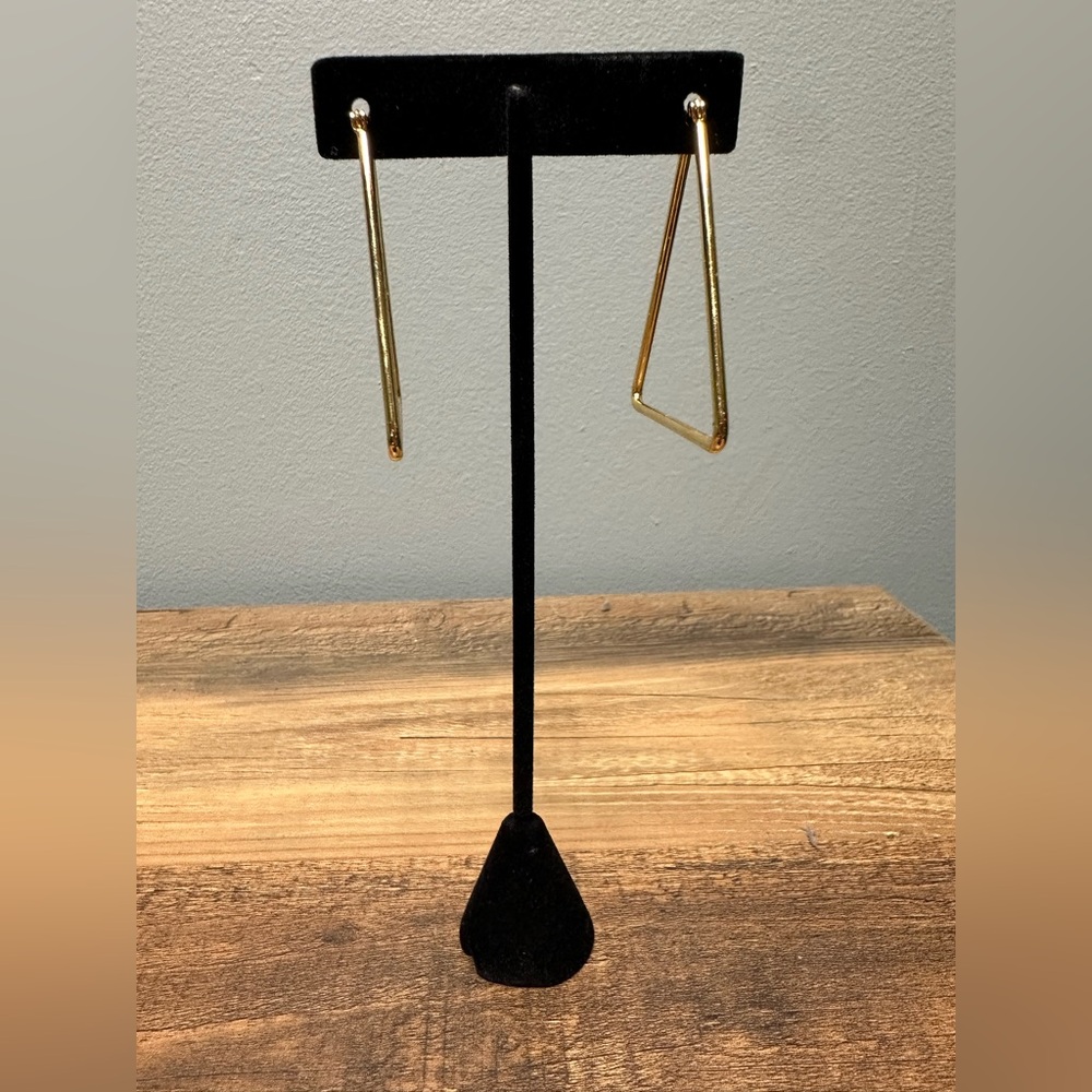 Uncommon James gold Chemistry earrings - Picture 3 of 5